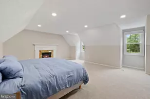 9718 Locust Hill Dr, Great Falls, VA 22066 - Photo 21