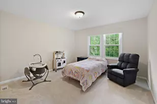 9718 Locust Hill Dr, Great Falls, VA 22066 - Photo 27