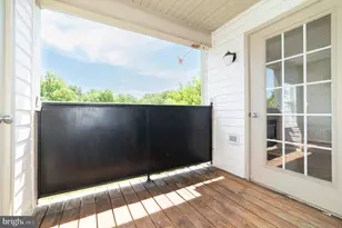 4191 Lochleven Tr, Fairfax, VA 22030 - Photo 27