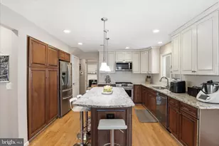 2432 Rockbridge St, Vienna, VA 22180 - Photo 9