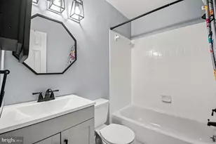 14806 Palmerston Square, Centreville, VA 20120 - Photo 9