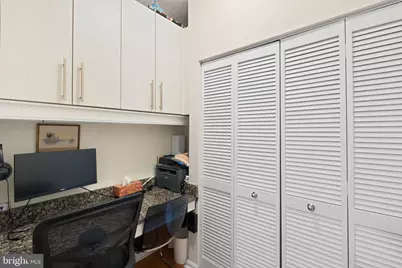 9490 Virginia Center Boulevard #327, Vienna, VA 22181 - Photo 17