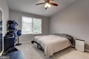 12852 Fair Briar Ln, Fairfax, VA 22033 - Photo 21