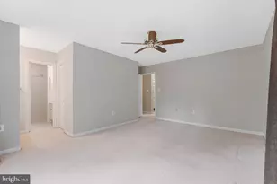926 Moorefield Creek Rd SW, Vienna, VA 22180 - Photo 11