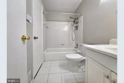 7664 Northern Oaks Court, Springfield, VA 22153 - Photo 17