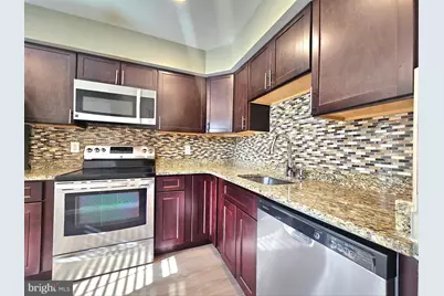 7664 Northern Oaks Court, Springfield, VA 22153 - Photo 5
