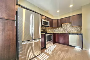 7664 Northern Oaks Ct, Springfield, VA 22153 - Photo 5