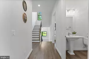 9317 Convento Terrace, Fairfax, VA 22031 - Photo 21