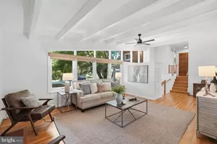 8900 Camfield Dr, Alexandria, VA 22308 - Photo 7