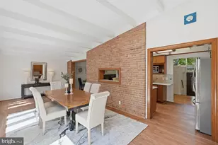 8900 Camfield Dr, Alexandria, VA 22308 - Photo 13