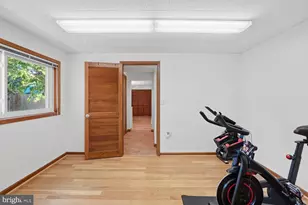 8900 Camfield Dr, Alexandria, VA 22308 - Photo 37