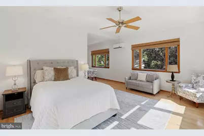 8900 Camfield Drive, Alexandria, VA 22308 - Photo 29