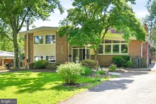 8900 Camfield Dr, Alexandria, VA 22308 - Photo 1
