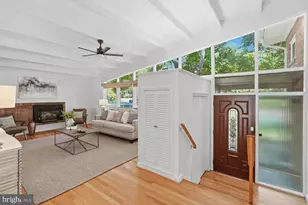 8900 Camfield Dr, Alexandria, VA 22308 - Photo 3