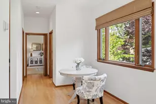 8900 Camfield Dr, Alexandria, VA 22308 - Photo 31