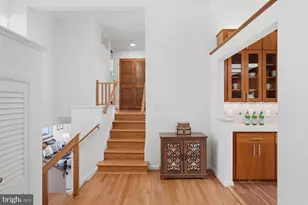 8900 Camfield Dr, Alexandria, VA 22308 - Photo 19