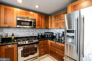 2451 Midtown Ave, Alexandria, VA 22303 - Photo 3