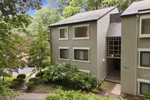 11721 Karbon Hill Ct, Reston, VA 20191 - Photo 3