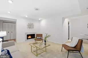11721 Karbon Hill Ct, Reston, VA 20191 - Photo 7