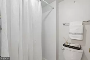 11721 Karbon Hill Ct, Reston, VA 20191 - Photo 21