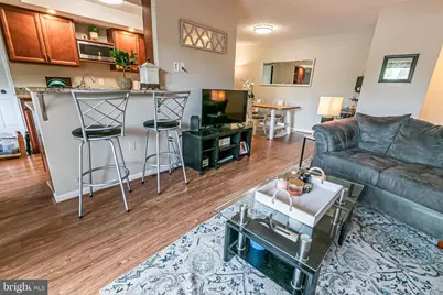 10208 Bushman Drive #402, Oakton, VA 22124 - Photo 1