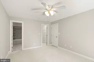 12237 Fairfield House Dr, Fairfax, VA 22033 - Photo 17