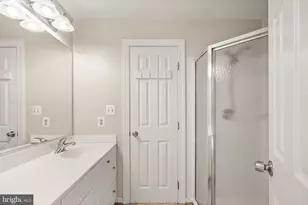 12237 Fairfield House Dr, Fairfax, VA 22033 - Photo 23