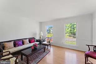 1431 Kingstream Dr, Herndon, VA 20170 - Photo 5