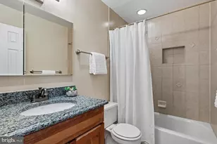9200 Wyeth Ln, Burke, VA 22015 - Photo 37