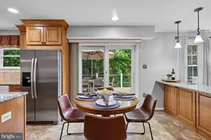 9200 Wyeth Ln, Burke, VA 22015 - Photo 19