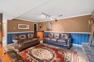 10027 W Constable Ct, Fairfax, VA 22032 - Photo 23