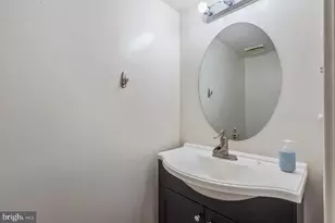 2983 Borge St, Oakton, VA 22124 - Photo 17