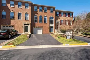 4002 Rosemeade Dr, Fairfax, VA 22033 - Photo 1