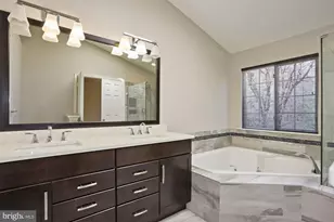 4002 Rosemeade Dr, Fairfax, VA 22033 - Photo 23