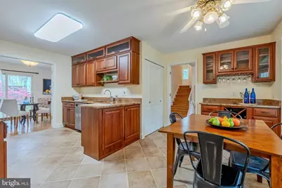 8717 Higdon Drive, Vienna, VA 22182 - Photo 13