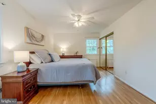 8717 Higdon Dr, Vienna, VA 22182 - Photo 25