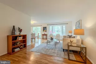 8717 Higdon Dr, Vienna, VA 22182 - Photo 3