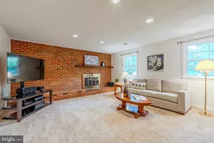 8717 Higdon Dr, Vienna, VA 22182 - Photo 15