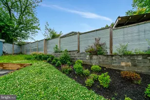 2512 Jamaica Dr, Alexandria, VA 22303 - Photo 25
