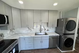 2171 Oram Pl, Herndon, VA 20170 - Photo 5