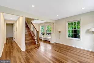 11520 Popes Head Rd, Fairfax, VA 22030 - Photo 3