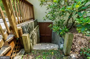 11520 Popes Head Rd, Fairfax, VA 22030 - Photo 35
