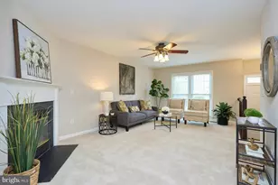 1453 Bluemont Ct, Herndon, VA 20170 - Photo 5