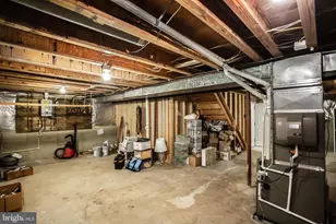 1476 Powells Tavern Pl, Herndon, VA 20170 - Photo 47