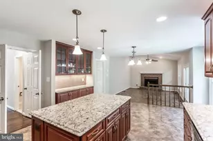 1476 Powells Tavern Pl, Herndon, VA 20170 - Photo 15