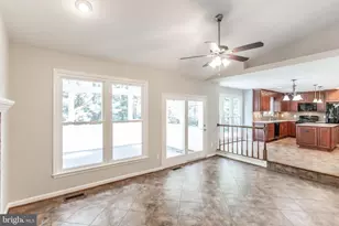 1476 Powells Tavern Pl, Herndon, VA 20170 - Photo 19