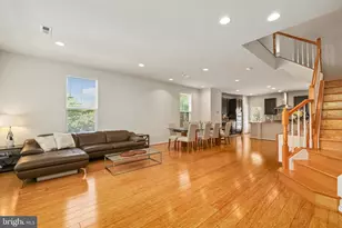 9640 Pullman Pl, Fairfax, VA 22031 - Photo 9