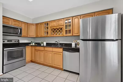 6056 Knights Ridge Way, Alexandria, VA 22310 - Photo 17
