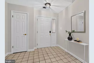 6056 Knights Ridge Way, Alexandria, VA 22310 - Photo 3