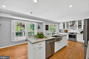 3914 Rive Dr, Alexandria, VA 22309 - Photo 19